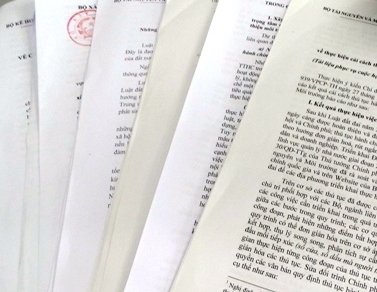 Thẩm quyền xử lý văn bản trái pháp luật do Chủ tịch UBND cấp tỉnh, cấp huyện ban hành